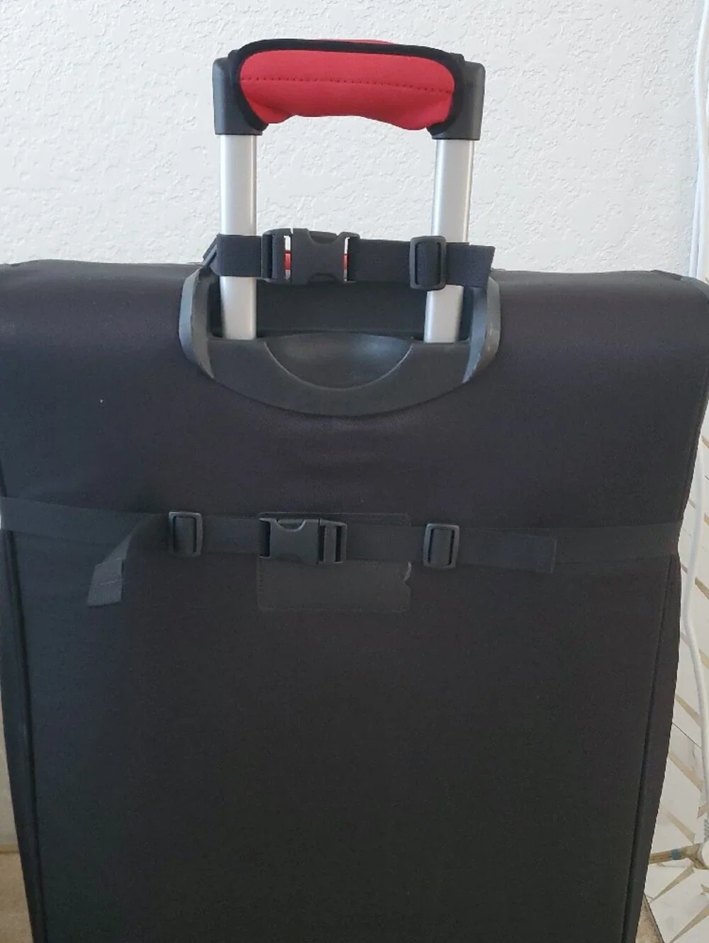 Lugabug - Ride Along Suitcase Seat For Traveling With Kids